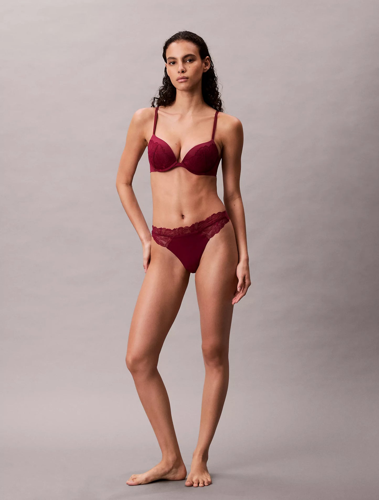 Calvin Klein Perfectly Fit Lace Push Up Plunge Bra